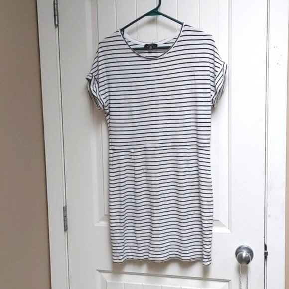 IMNYC white and black stripes lines dress shirt sleeve stretchy - Picture 1 of 5